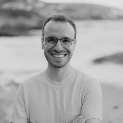   Elan Kramer
